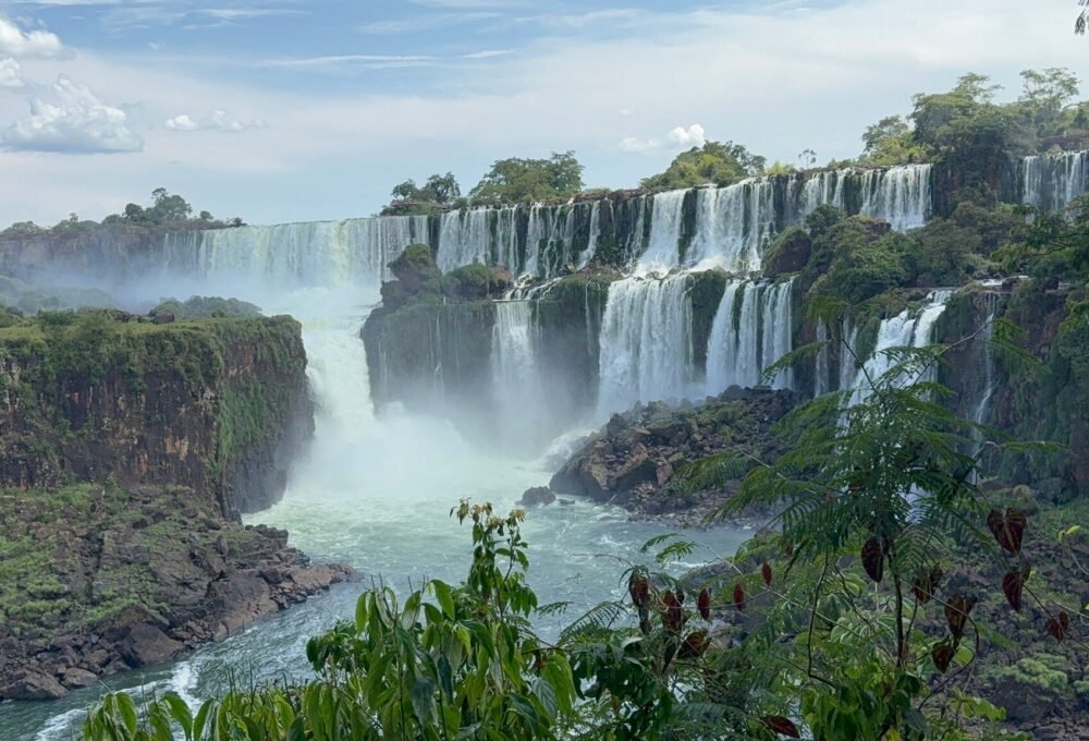 How to plan a day tour from Iguazu Falls from Buenos Aires
